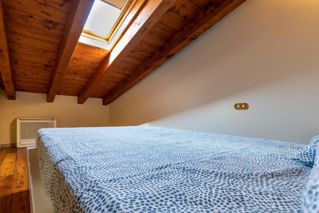 Aparthotel Il Casale Lonato - By Host4U Extérieur photo